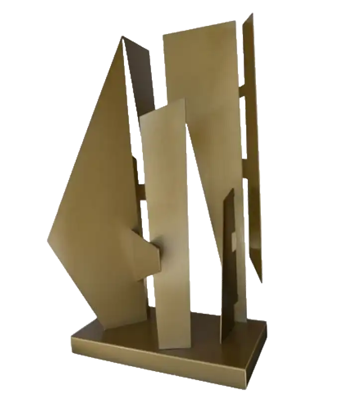 Construction or, sculpture en acier peint